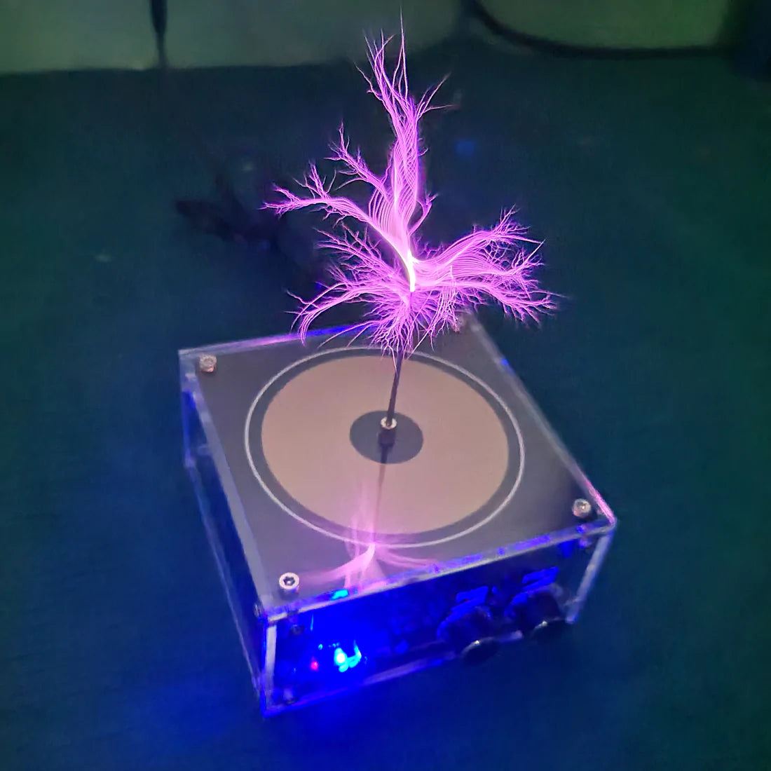 ⚡ Bluetooth Tesla Coil – Experience Lightning & Music with a Tribute to Nikola Tesla